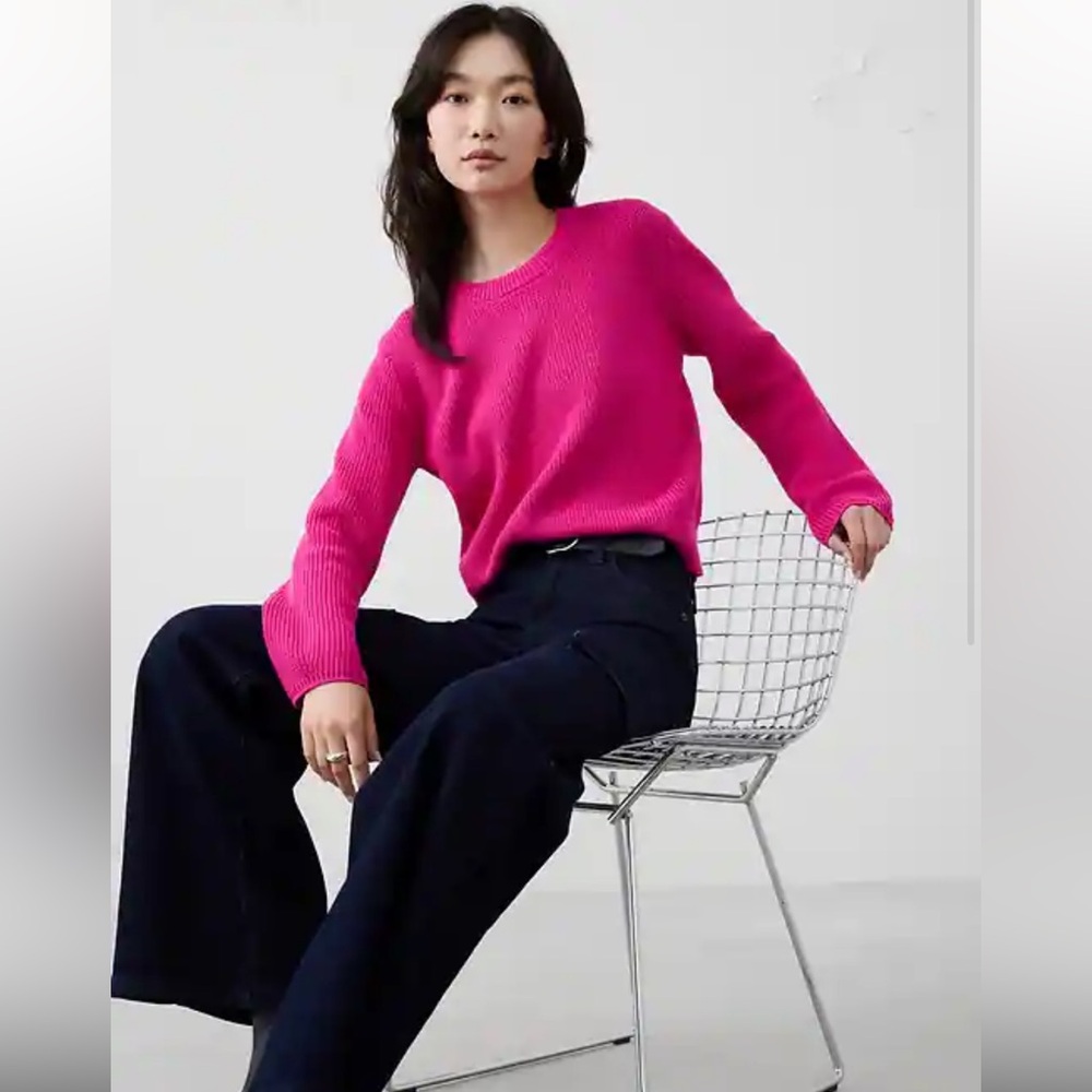 Banana Republic Hot Pink Crew Neck Sweater Size XL Preppy Classic